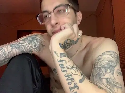 Snapshot of Bwcjoshbanks chatting on March 2026 06:20:01 AM Bwcjoshbanks online show from March 2026 06:20:01 AM