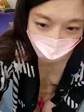 Snapshot of Lu_Nana chatting on January 2025 03:07:01 PM Lu Nana online show from January 2025 03:07:01 PM