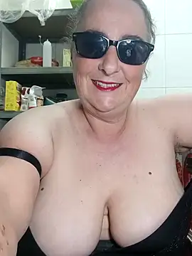 eroticjessitop online show from April 2026 07:11:02 PM