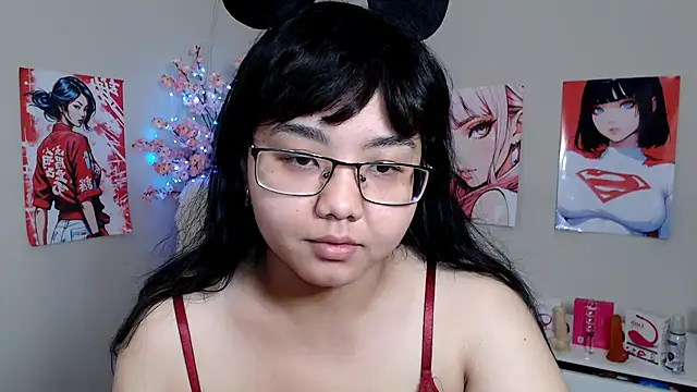 Moertomlly online show from November 2025 04:12:02 AM