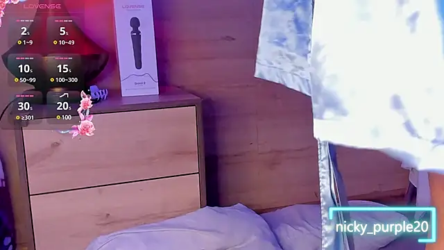 Snapshot of _nickypurple_ chatting on February 2025 03:27:02 PM nickypurple online show from February 2025 03:27:02 PM
