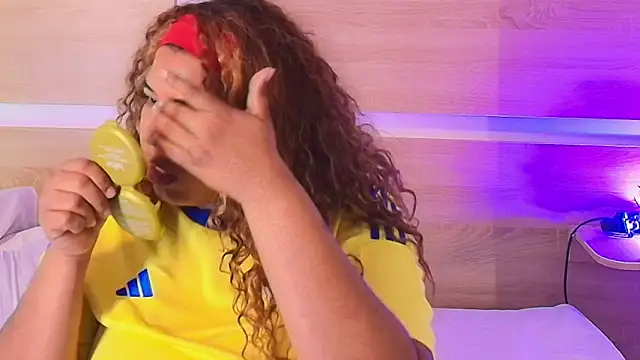  nickypurple  online show from March 2026 06:44:02 PM