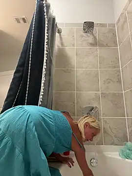 TiffaneyLove online show from July 2026 11:46:02 AM