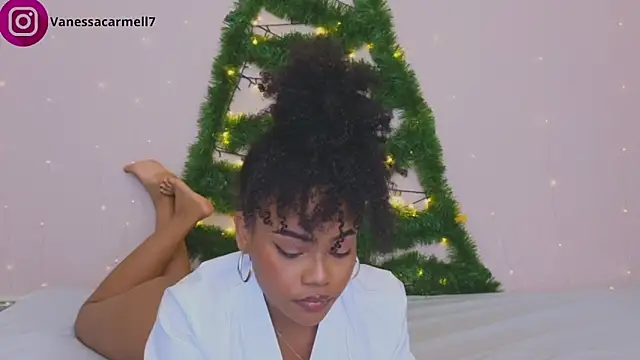 Snapshot of ShadayCarmell chatting on December 2024 08:40:02 PM ShadayCarmell online show from December 2024 08:40:02 PM