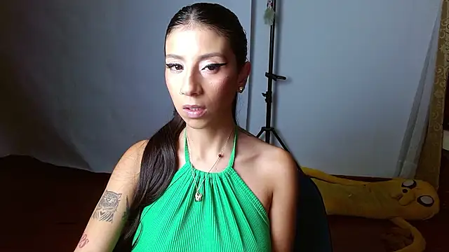 Snapshot of _holy_1 chatting on March 2026 11:33:01 PM holy 1 online show from March 2026 11:33:01 PM