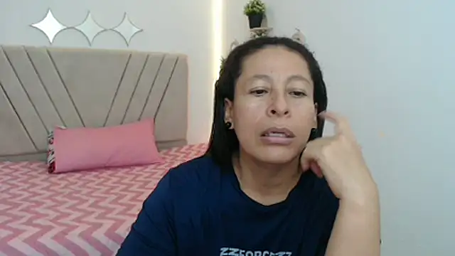 mature martina online show from April 2026 10:34:02 PM