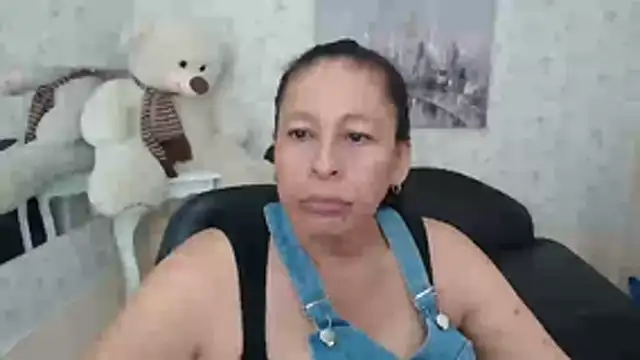 mature martina online show from May 2026 09:08:02 PM