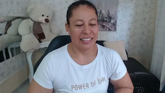 mature martina online show from May 2026 07:41:01 PM