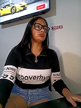 Snapshot of MEGAN_X0XX chatting on November 2025 10:19:02 PM MEGAN X0XX online show from November 2025 10:19:02 PM