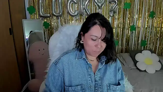 Snapshot of bigbooty-30 chatting on March 2025 03:07:01 AM bigbooty-30 online show from March 2025 03:07:01 AM