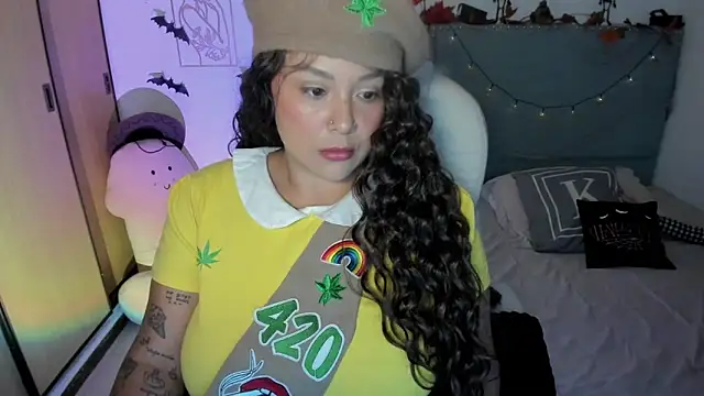 Snapshot of bigbooty-30 chatting on October 2025 11:29:02 PM bigbooty-30 online show from October 2025 11:29:02 PM