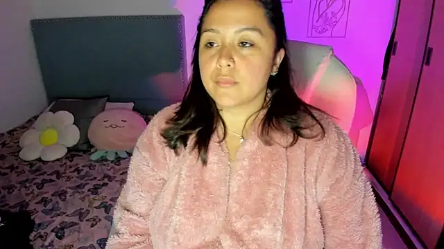 Snapshot of bigbooty-30 chatting on November 2025 12:43:02 AM bigbooty-30 online show from November 2025 12:43:02 AM