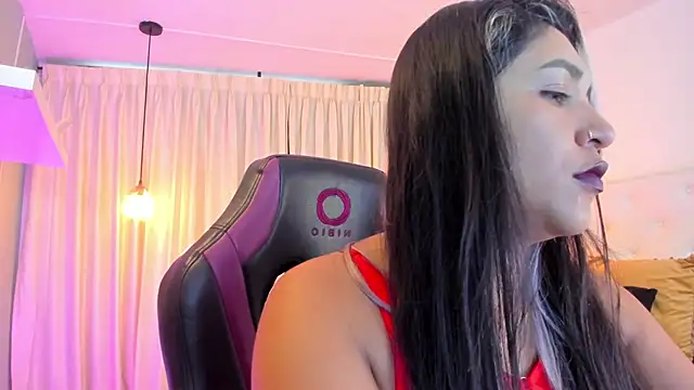 Snapshot of BonnieBad01 chatting on February 2025 01:27:01 PM BonnieBad01 online show from February 2025 01:27:01 PM