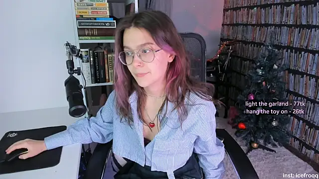 icefroqq online show from December 2024 06:05:02 PM