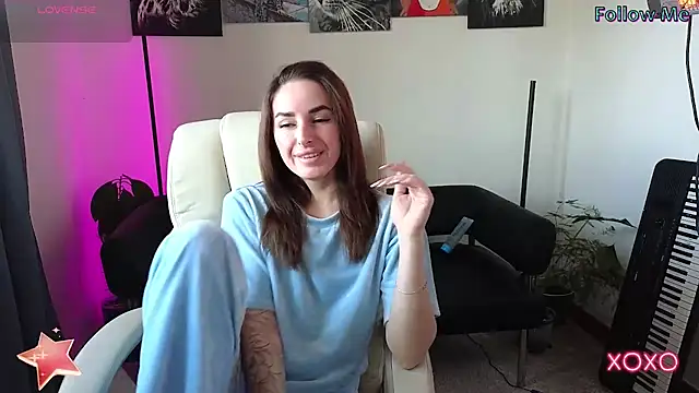 Snapshot of xx_adrihanna_xx chatting on February 2025 06:21:02 AM xx adrihanna xx online show from February 2025 06:21:02 AM