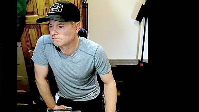 GymyXY online show from March 2025 06:00:02 AM