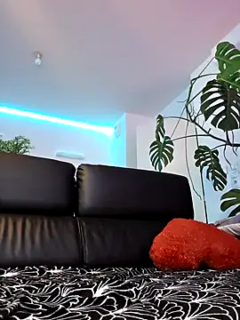 Snapshot of Ladykimberly_XOXO chatting on October 2025 08:53:02 PM Ladykimberly XOXO online show from October 2025 08:53:02 PM