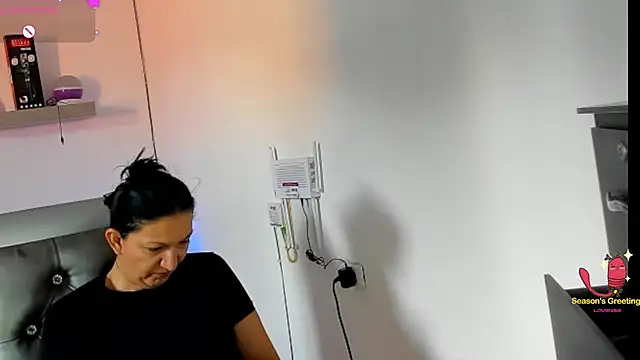 Snapshot of Angelblue_ chatting on December 2025 08:35:01 PM Angelblue online show from December 2025 08:35:01 PM