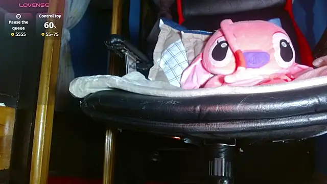 wendy rivera  online show from April 2026 11:10:01 AM