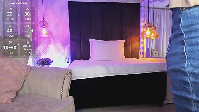 Snapshot of kataliina__ chatting on January 2025 12:02:02 PM kataliina online show from January 2025 12:02:02 PM