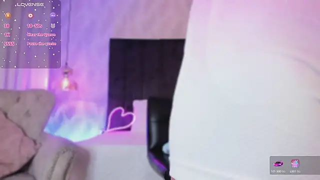 Snapshot of kataliina__ chatting on March 2025 12:00:01 PM kataliina online show from March 2025 12:00:01 PM