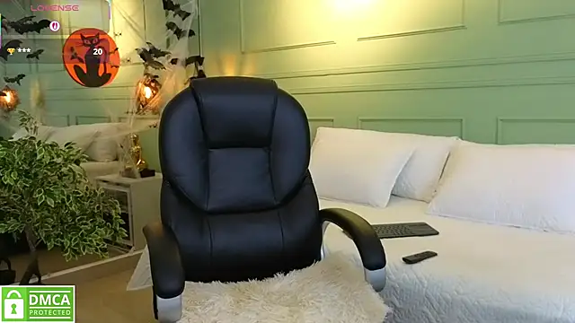 Snapshot of kataliina__ chatting on October 2025 11:44:01 AM kataliina online show from October 2025 11:44:01 AM