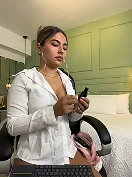 kataliina   online show from May 2026 11:59:01 AM
