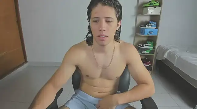 imtonny19 online show from March 2025 12:18:02 AM