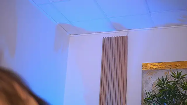Snapshot of LesaisMore chatting on December 2024 11:09:01 AM LesaisMore online show from December 2024 11:09:01 AM