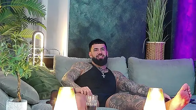 Snapshot of masterkingofmusclee chatting on March 2026 09:22:02 PM masterkingofmusclee online show from March 2026 09:22:02 PM