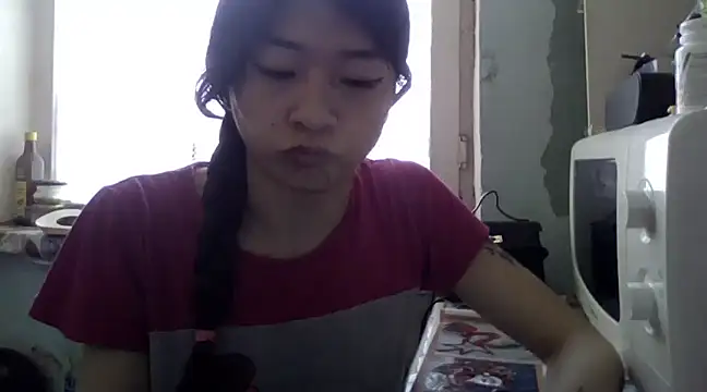 Snapshot of CarlyJoy chatting on February 2025 10:27:02 AM CarlyJoy online show from February 2025 10:27:02 AM