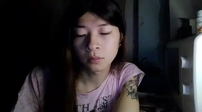 Snapshot of CarlyJoy chatting on March 2025 03:39:01 PM CarlyJoy online show from March 2025 03:39:01 PM