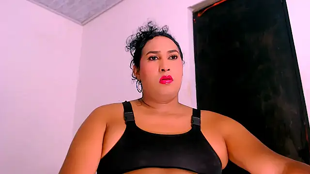 Snapshot of big_alondra_x chatting on October 2025 08:07:01 PM big alondra x online show from October 2025 08:07:01 PM