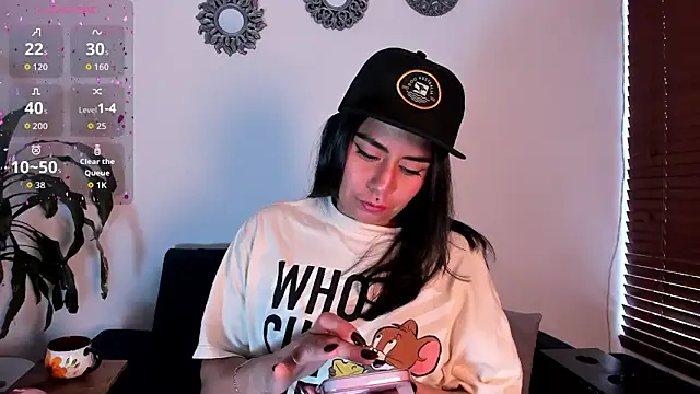 im amber online show from February 2026 12:33:02 PM