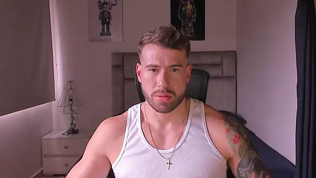 Snapshot of paul_rogerr chatting on November 2025 05:13:02 PM paul rogerr online show from November 2025 05:13:02 PM