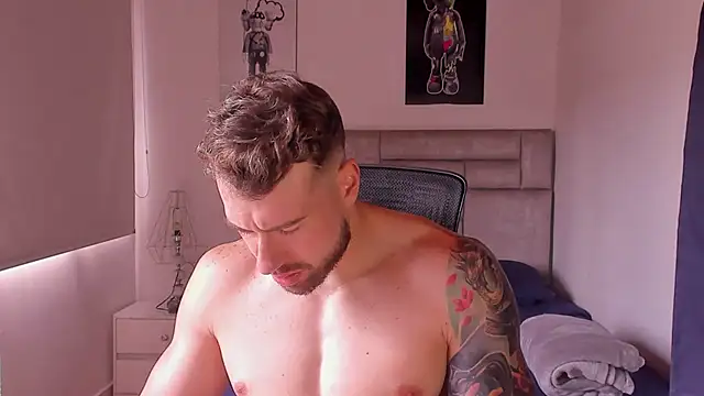 Snapshot of paul_rogerr chatting on November 2025 05:06:02 PM paul rogerr online show from November 2025 05:06:02 PM