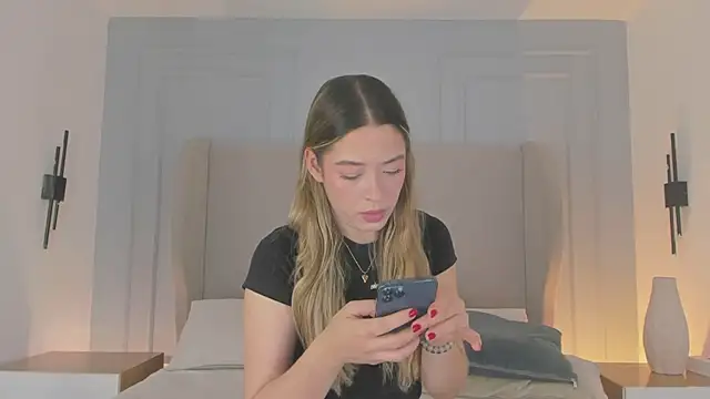 chloe d online show from May 2026 01:59:01 PM
