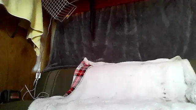 deepstroker42071 online show from March 2026 10:13:02 PM