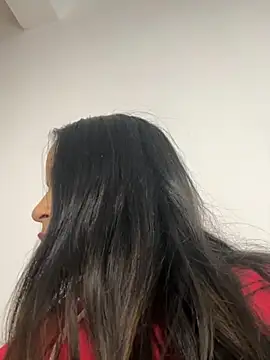 halley5  online show from October 2025 11:09:01 PM