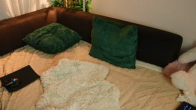 Snapshot of mbcaanna chatting on December 2024 02:28:01 AM mbcaanna online show from December 2024 02:28:01 AM