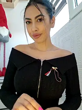 Snapshot of Flower_Pow3r chatting on March 2025 07:27:02 AM Flower Pow3r online show from March 2025 07:27:02 AM