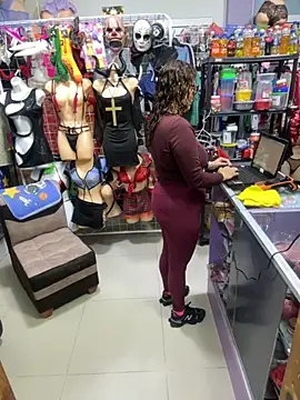 ROSALIALUCY online show from November 2025 11:43:02 AM