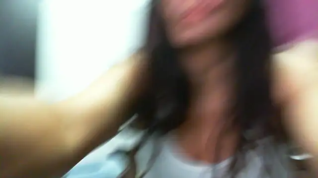 Snapshot of salome__milf chatting on March 2025 01:10:02 AM salome milf online show from March 2025 01:10:02 AM