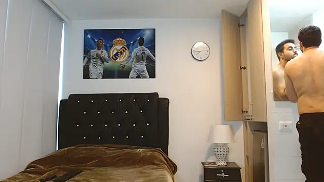 omarmohammedhot2 online show from January 2025 03:02:01 PM