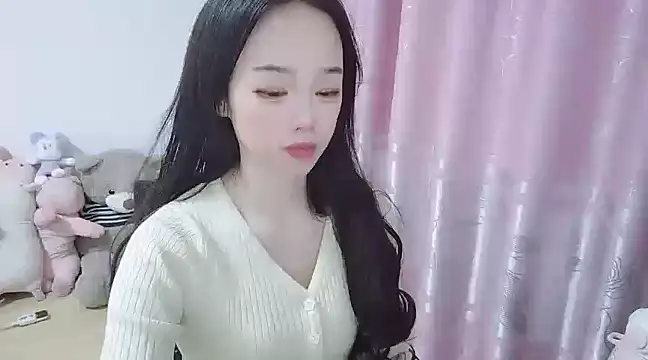 Snapshot of wwcc123 chatting on February 2025 09:01:01 AM wwcc123 online show from February 2025 09:01:01 AM