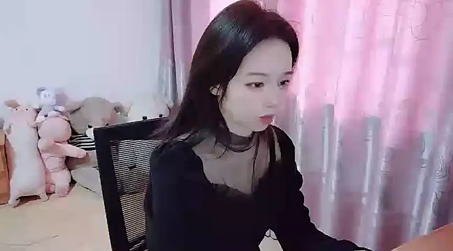 Snapshot of wwcc123 chatting on March 2025 08:40:01 AM wwcc123 online show from March 2025 08:40:01 AM