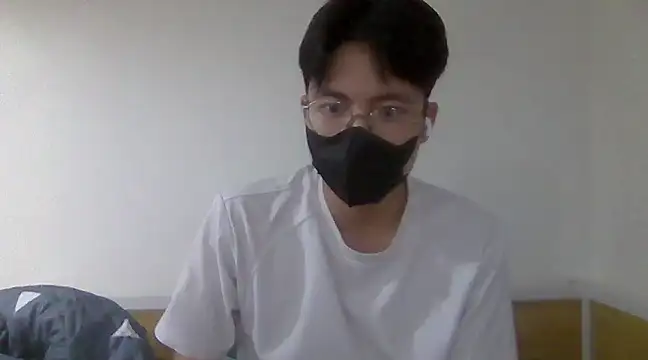 Gwencloudy online show from March 2025 10:00:02 AM