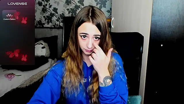 weakness4u online show from October 2025 03:18:02 AM