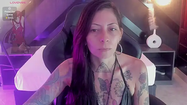 dark gotica online show from June 2026 07:27:02 PM
