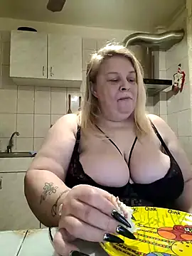 Snapshot of AriannaMilf chatting on November 2025 08:08:02 PM AriannaMilf online show from November 2025 08:08:02 PM